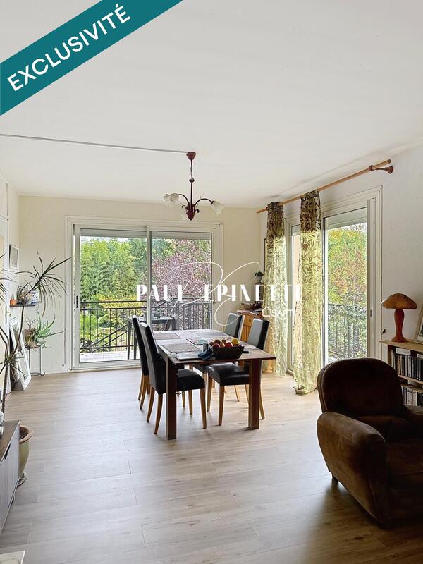 Maison - 209 m² - 6 pièces