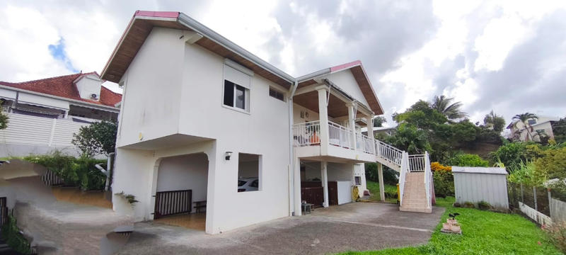 Villa - 180 m² - 5 pièces