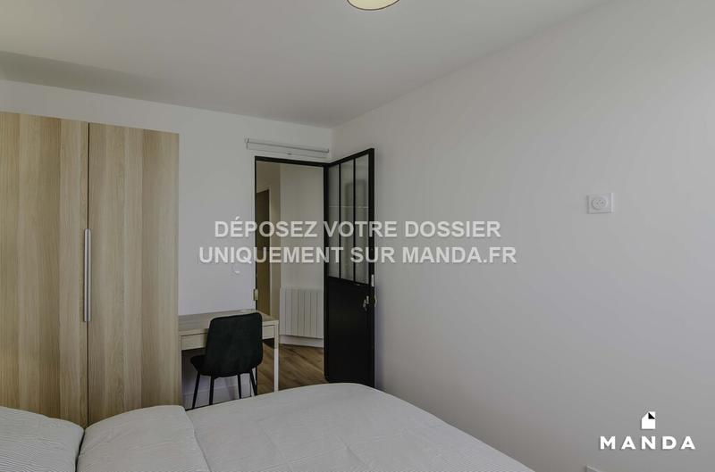 Chambre - 9 m² - 5 pièces
