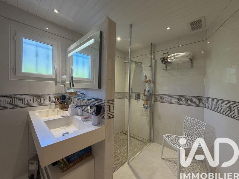 Maison - 146 m² - 5 pièces