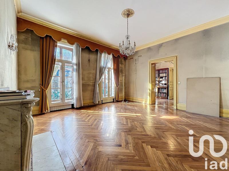 Maison - 480 m² - 23 pièces