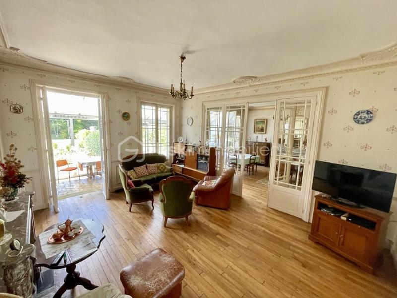Maison bourgeoise - 426 m² - 14 pièces