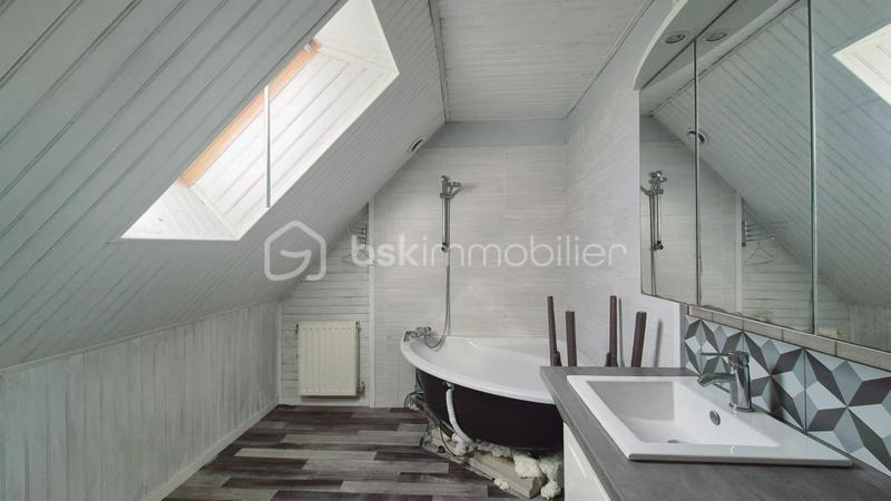 Maison en pierre - 127 m² - 5 pièces