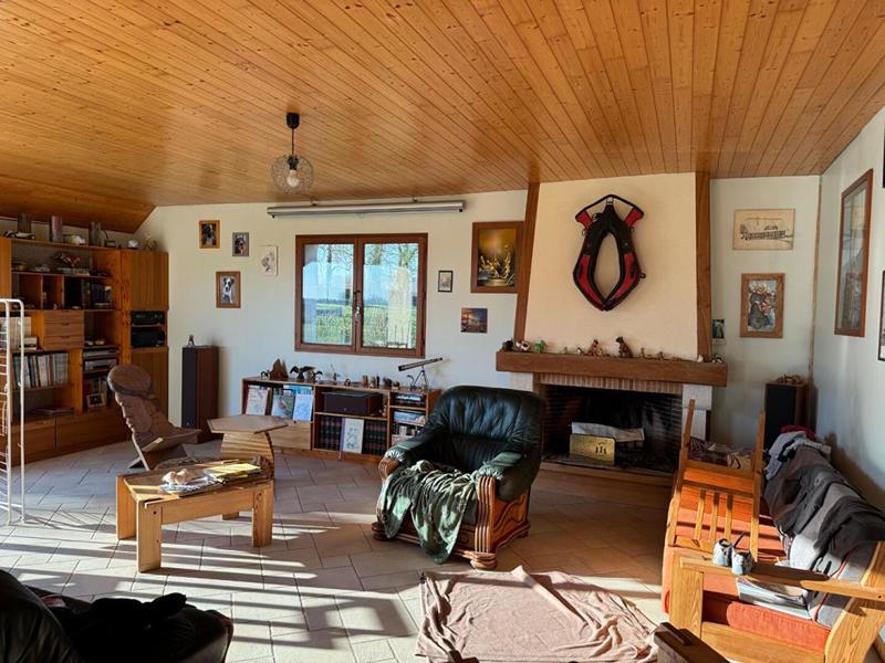 Maison - 236 m² - 7 pièces