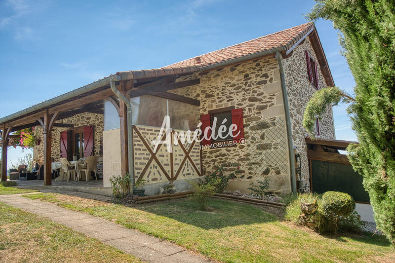 Maison ancienne - 122 m² - 4 pièces