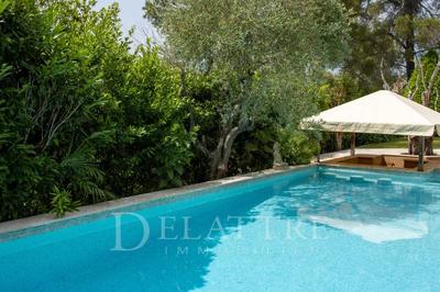 Villa - 430 m² - 10 pièces