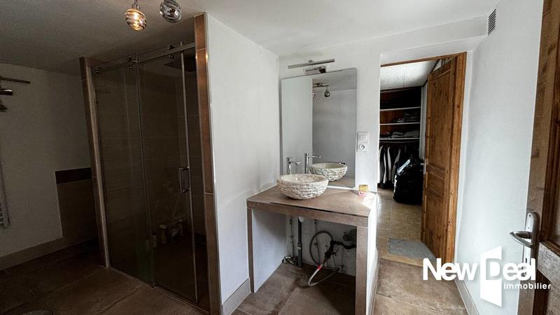 Châlet - 101 m² - 6 pièces