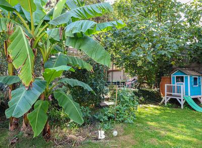 Maison - 180 m² - 8 pièces