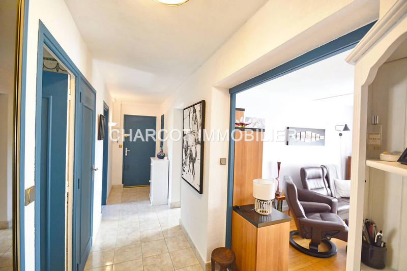 Appartement - 83 m² - 5 pièces