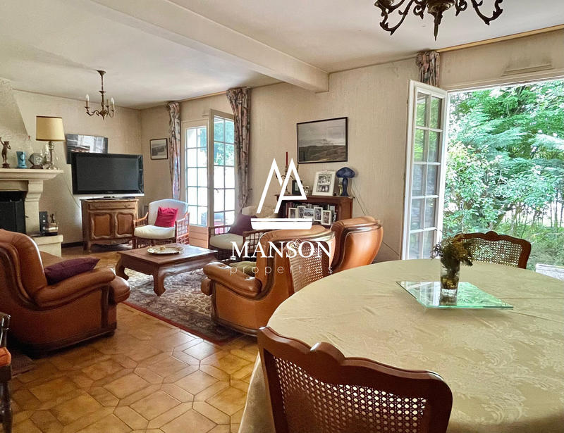 Maison - 104 m² - 4 pièces