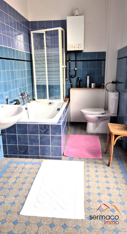 Maison - 188 m² - 7 pièces