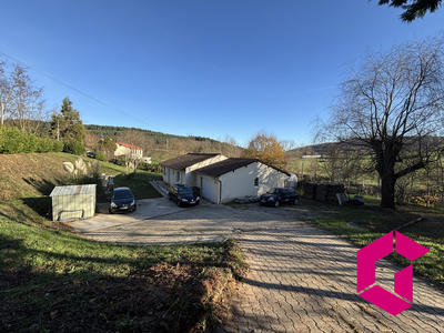 Maison - 89 m² - 4 pièces