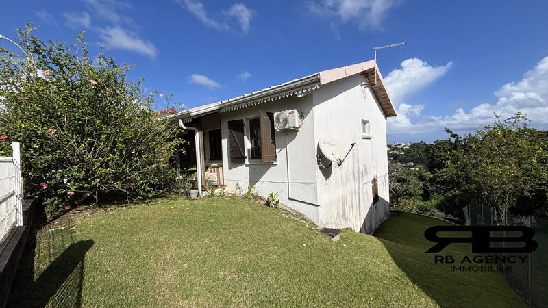 Maison - 84 m² - 4 pièces