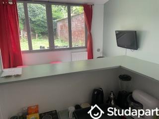 Chambre - 9 m² - 1 pièce