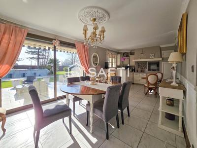 Maison - 166 m² - 6 pièces