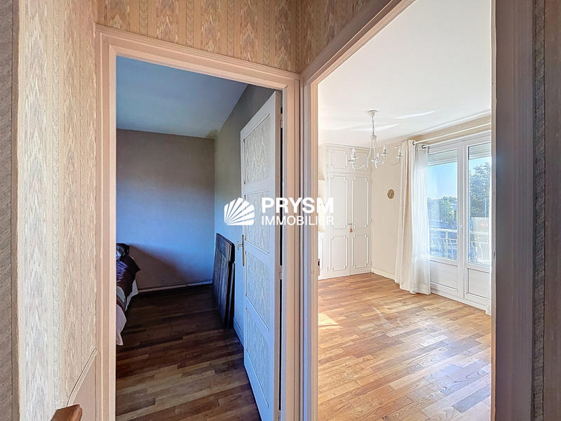 Maison traditionnelle - 76 m² - 4 pièces