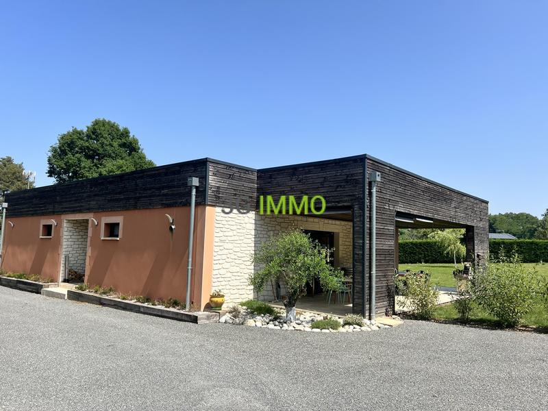 Maison - 141 m² - 5 pièces