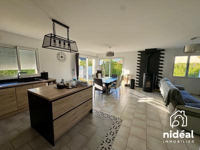 Maison - 193 m² - 6 pièces