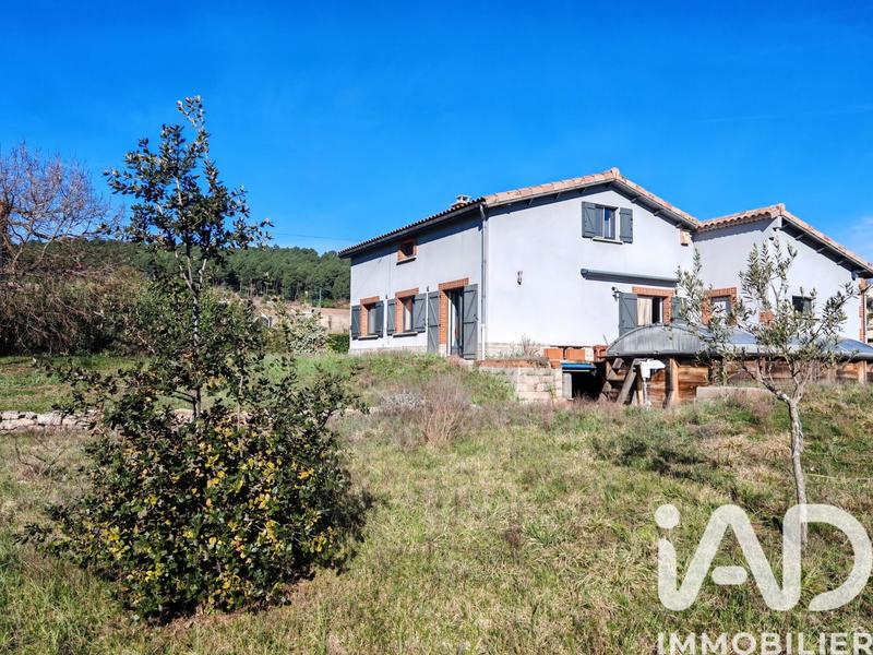 Maison - 107 m² - 5 pièces