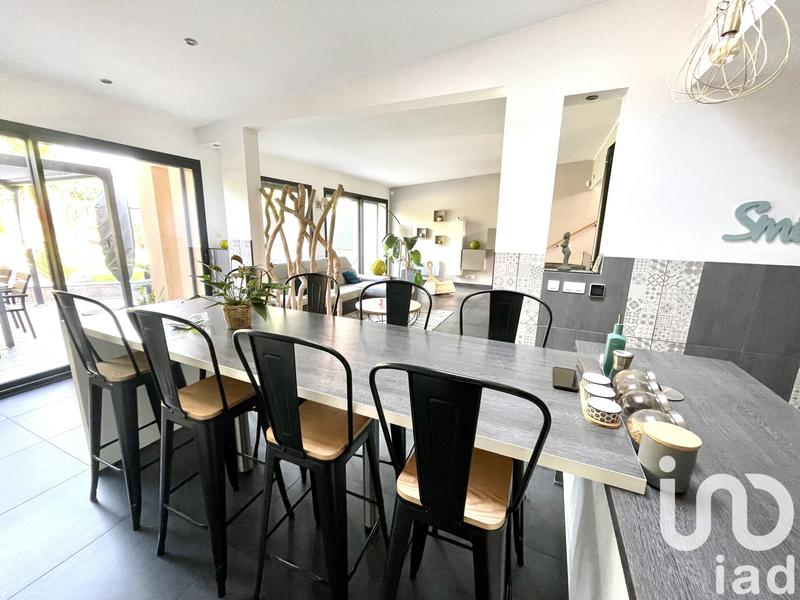 Maison - 145 m² - 6 pièces