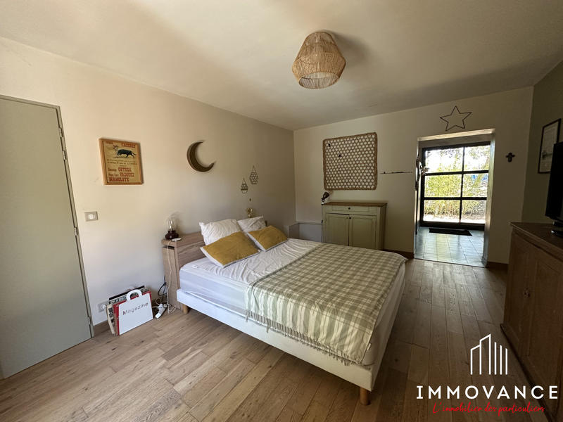 Maison contemporaine - 264 m² - 6 pièces