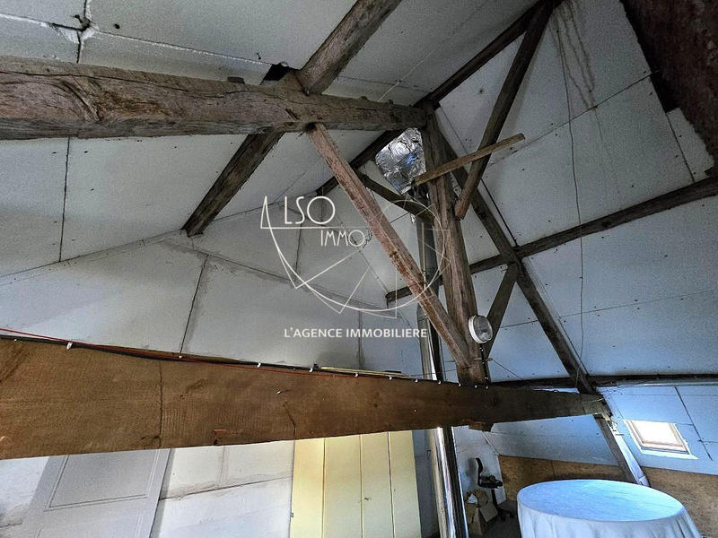 Maison ancienne - 204 m² - 7 pièces