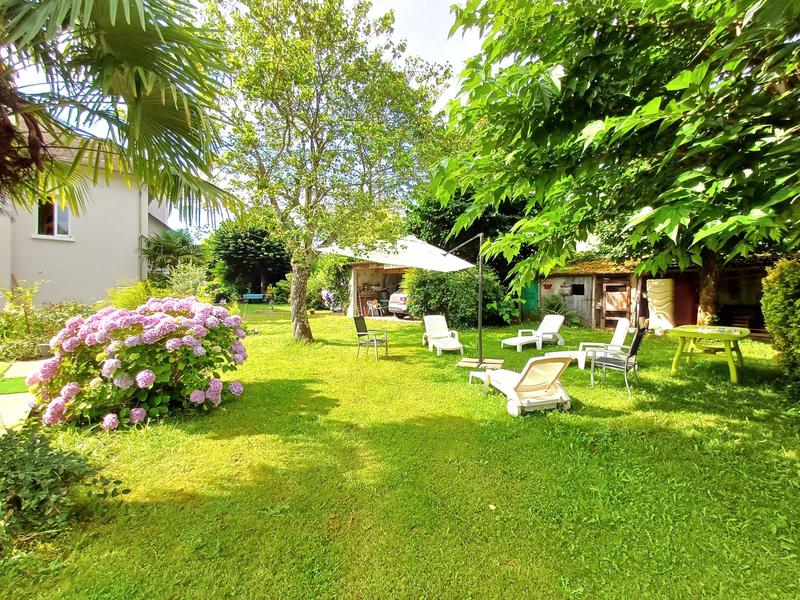 Maison ancienne - 233 m² - 8 pièces