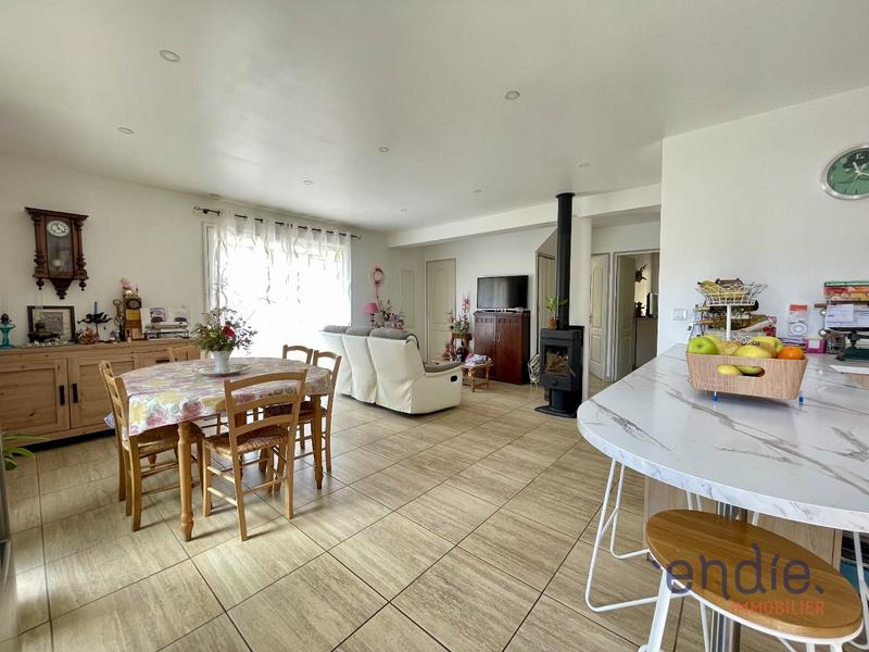 Maison - 316 m² - 10 pièces