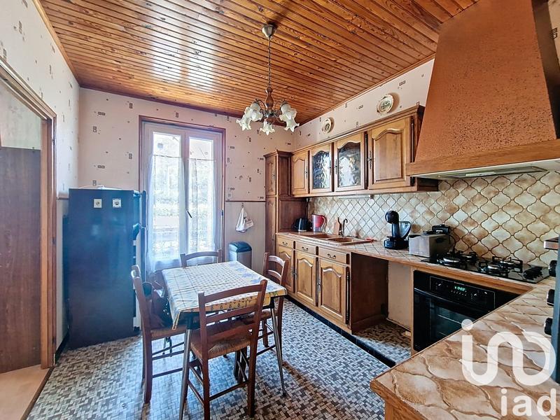 Maison - 99 m² - 5 pièces