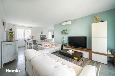 Maison - 96 m² - 5 pièces