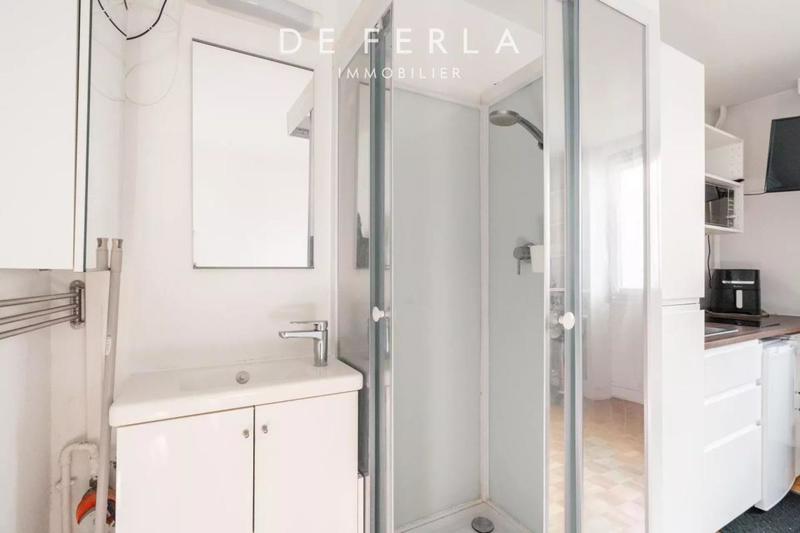 Studio - 13 m² - 1 pièce