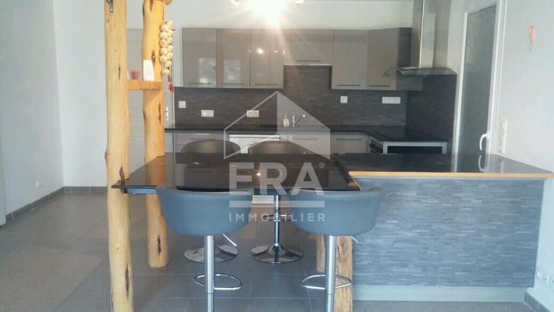 Maison - 106 m² - 5 pièces