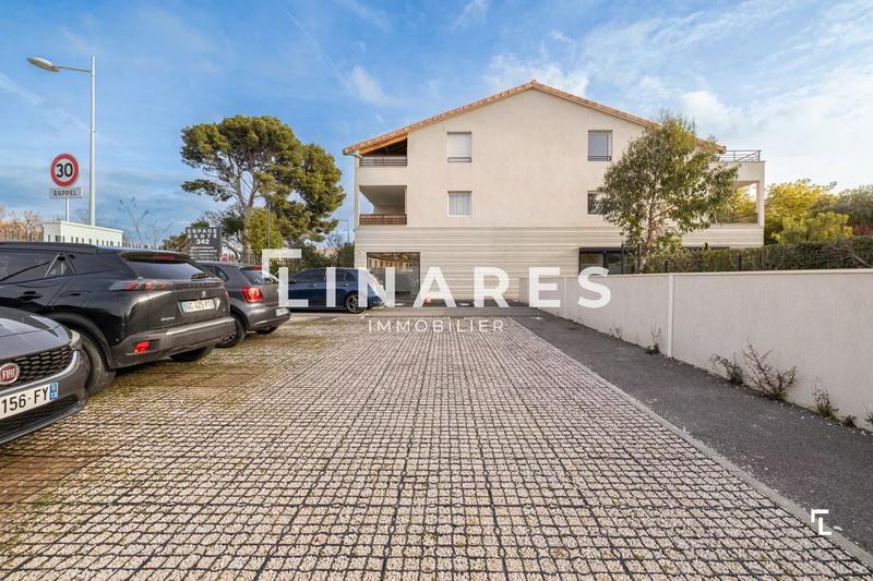 Local commercial - 63 m² - 1 pièce