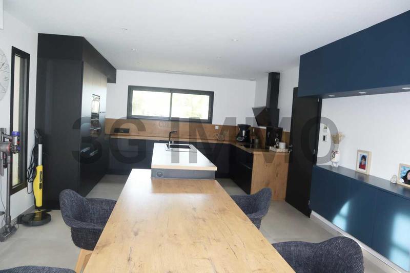 Maison contemporaine - 166 m² - 5 pièces