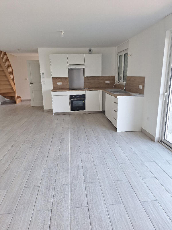 Maison - 104 m² - 4 pièces