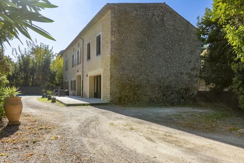 Maison ancienne - 226 m² - 7 pièces