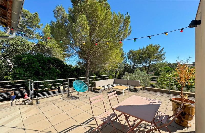 Maison - 160 m² - 5 pièces