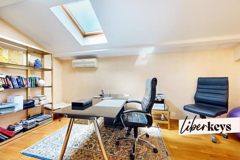 Maison - 182 m² - 6 pièces