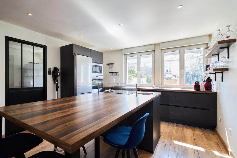 Maison - 171 m² - 6 pièces