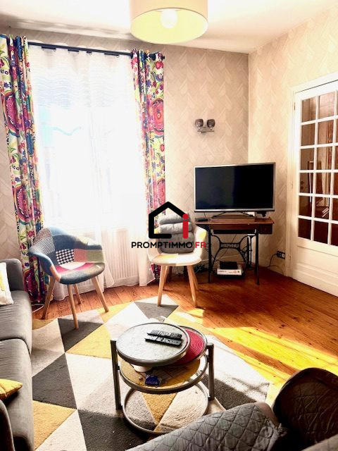 Maison - 90 m² - 6 pièces