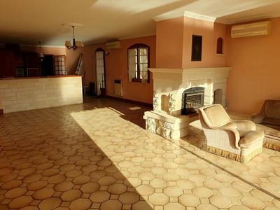 Maison - 182 m² - 7 pièces