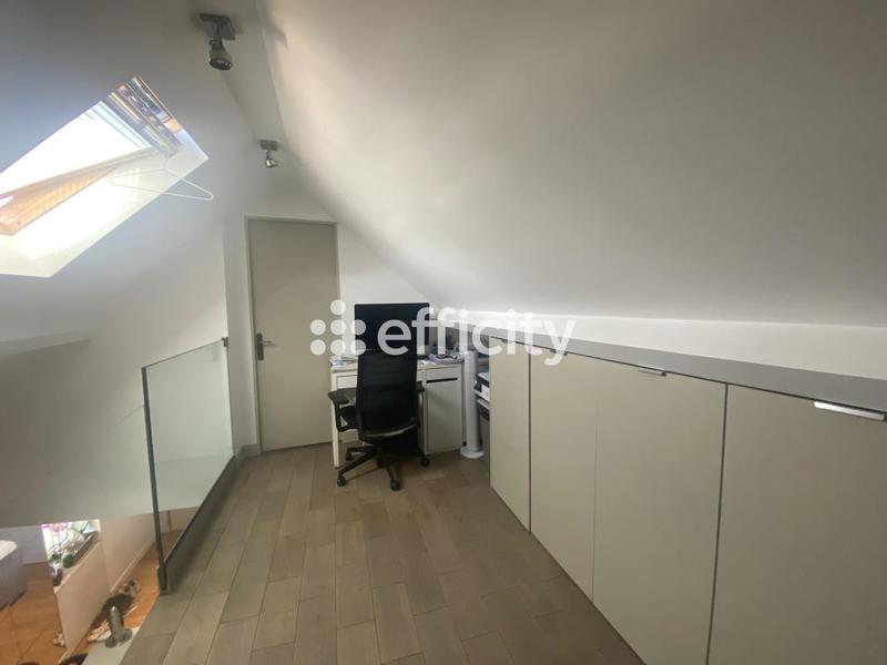 Appartement - 121 m² - 5 pièces