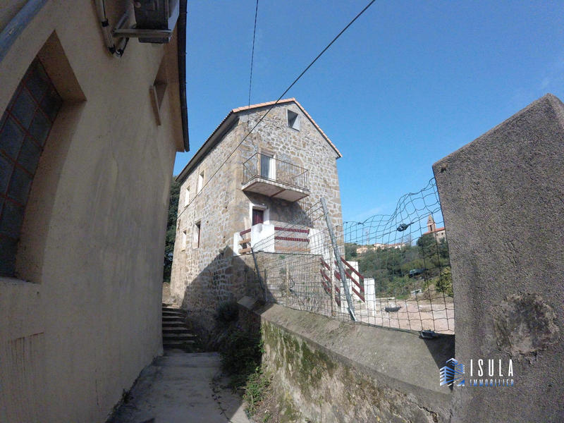 Maison - 72 m² - 5 pièces