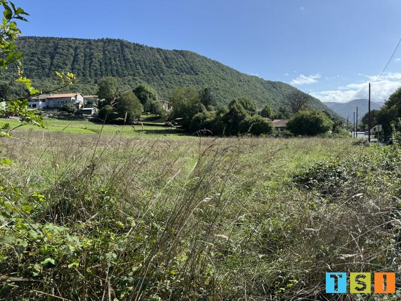 Terrain constructible - 5 125 m²