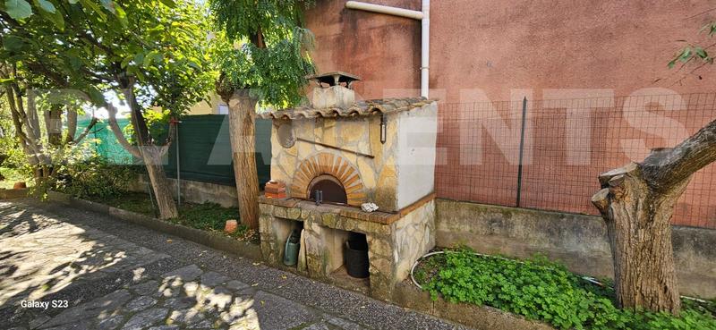 Maison traditionnelle - 210 m² - 6 pièces