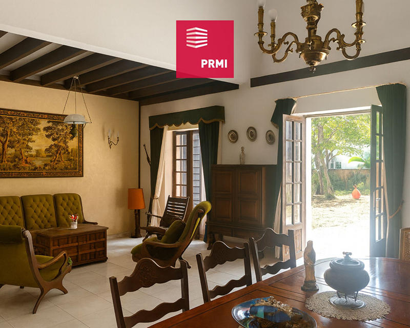 Maison - 250 m² - 6 pièces