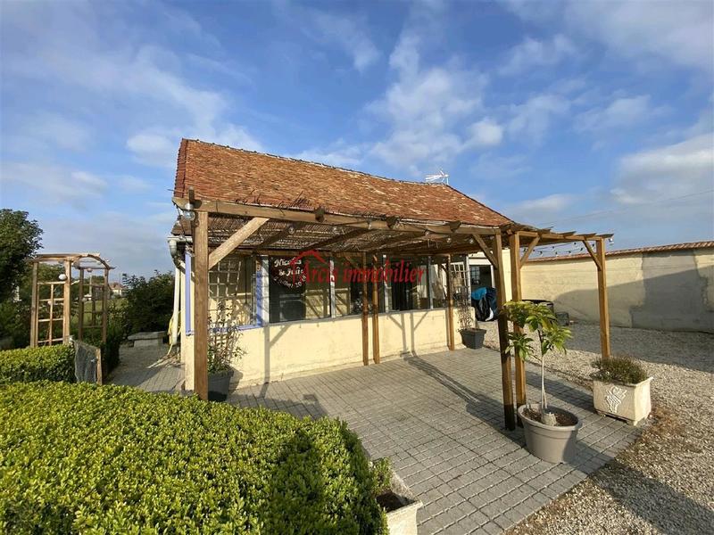 Maison - 180 m² - 10 pièces