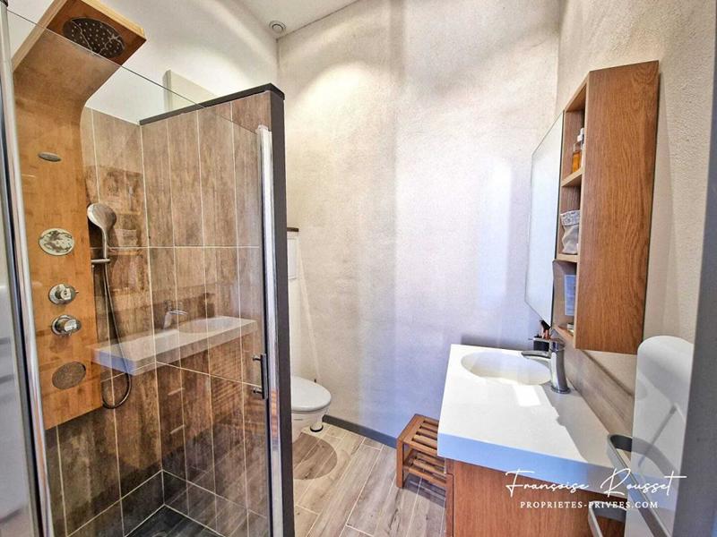 Maison - 268 m² - 7 pièces