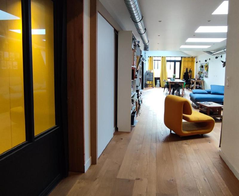 Loft - 251 m² - 5 pièces