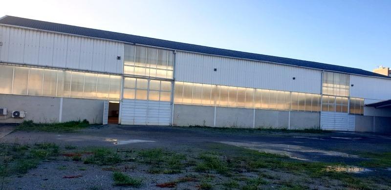 Entrepôt - 2 345 m² - 8 pièces